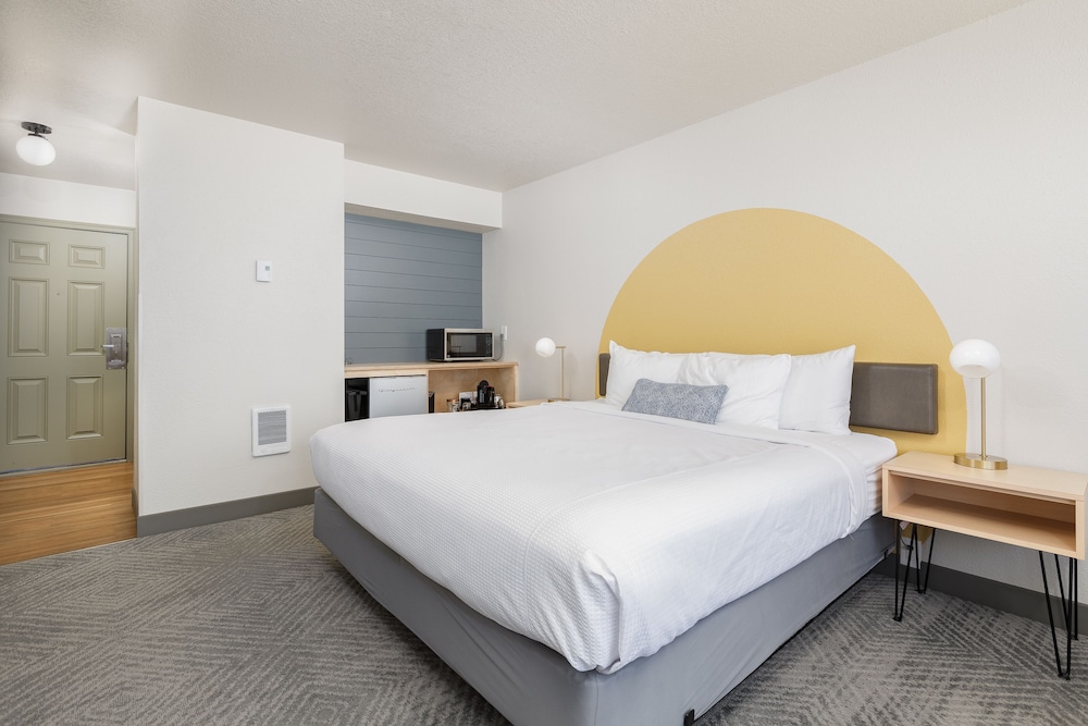 Surfland Hotel - photo 18