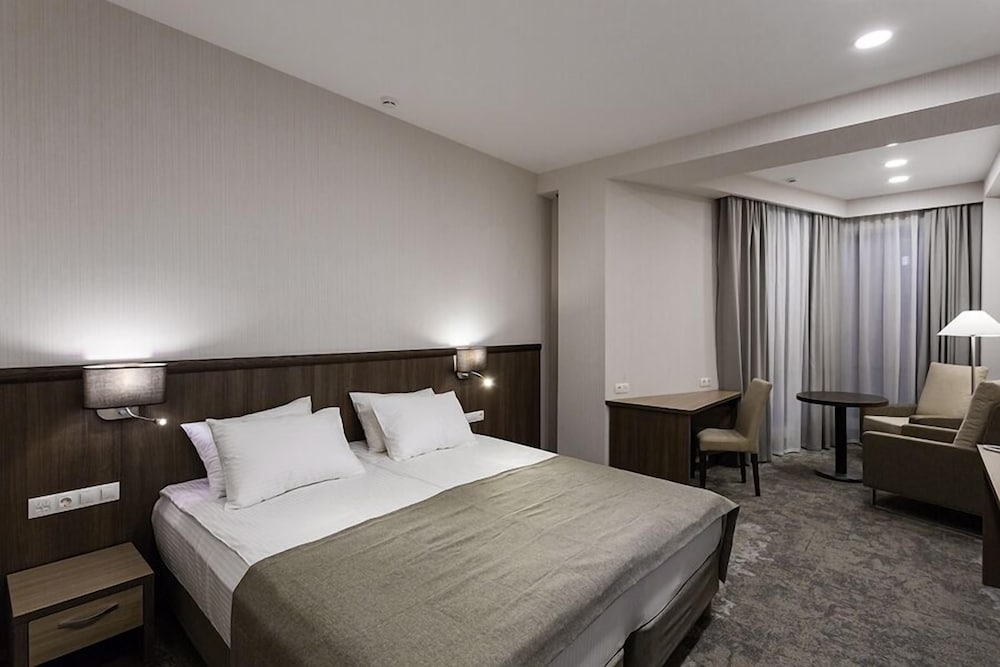 Alpha Business Hotel — hotel in Kirov