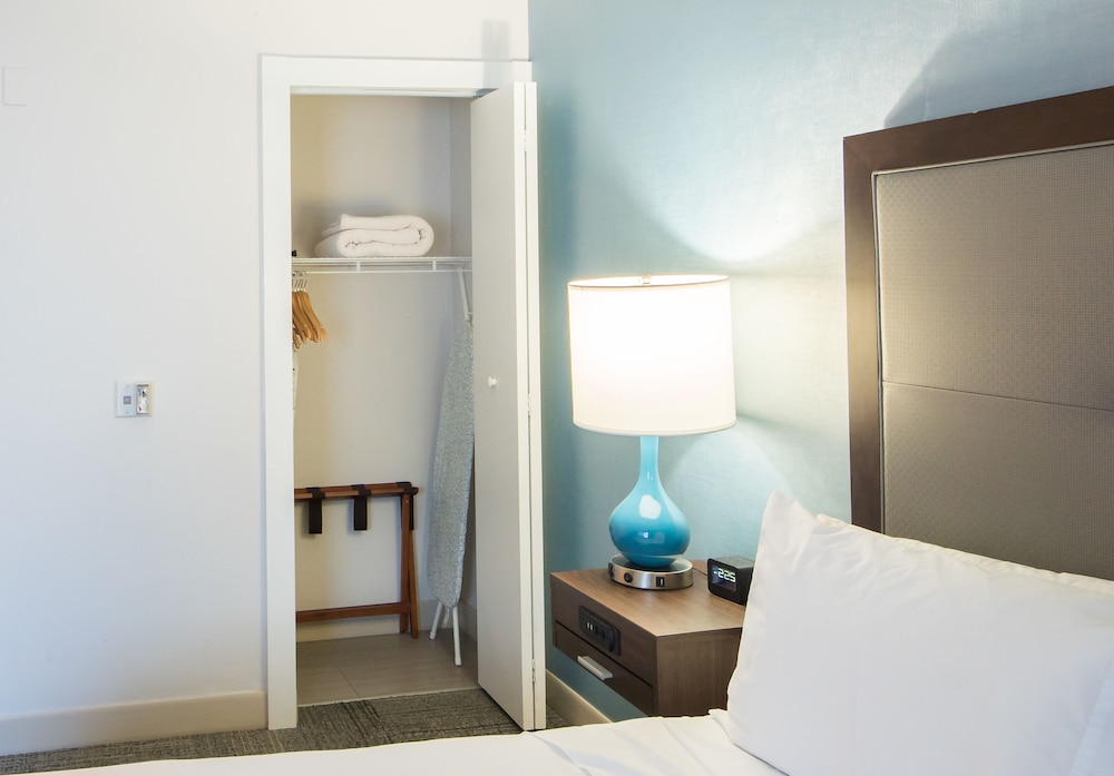 Hampton Inn Lakeland - photo 9