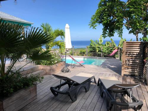 Villa Kazami avec piscine et vue mer — 4-Star Luxury Hotel in Vieux-Habitants, Guadeloupe