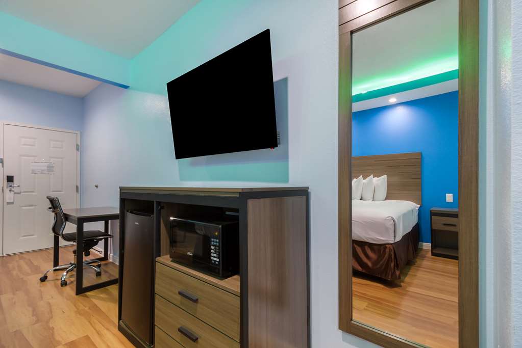 Americas Best Value Inn Aldine Westfield - photo 21