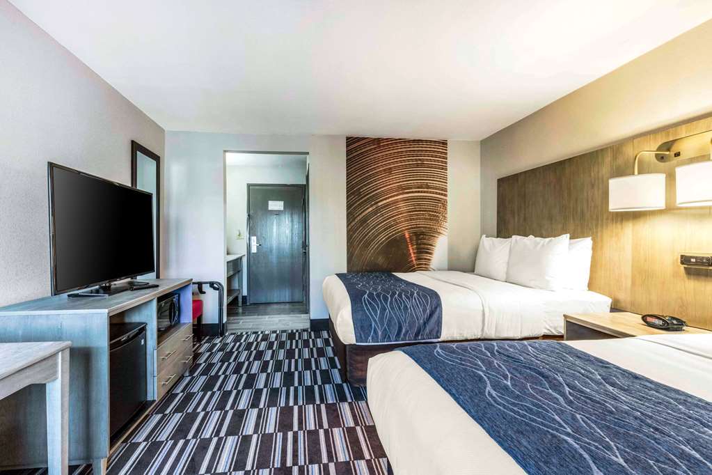 Comfort Inn Memphis Airport West - photo 22