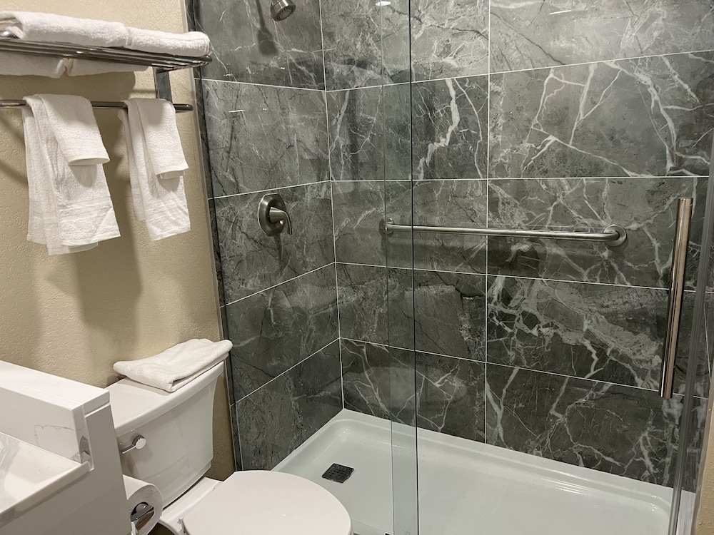 Mauna Loa Motel - photo 13