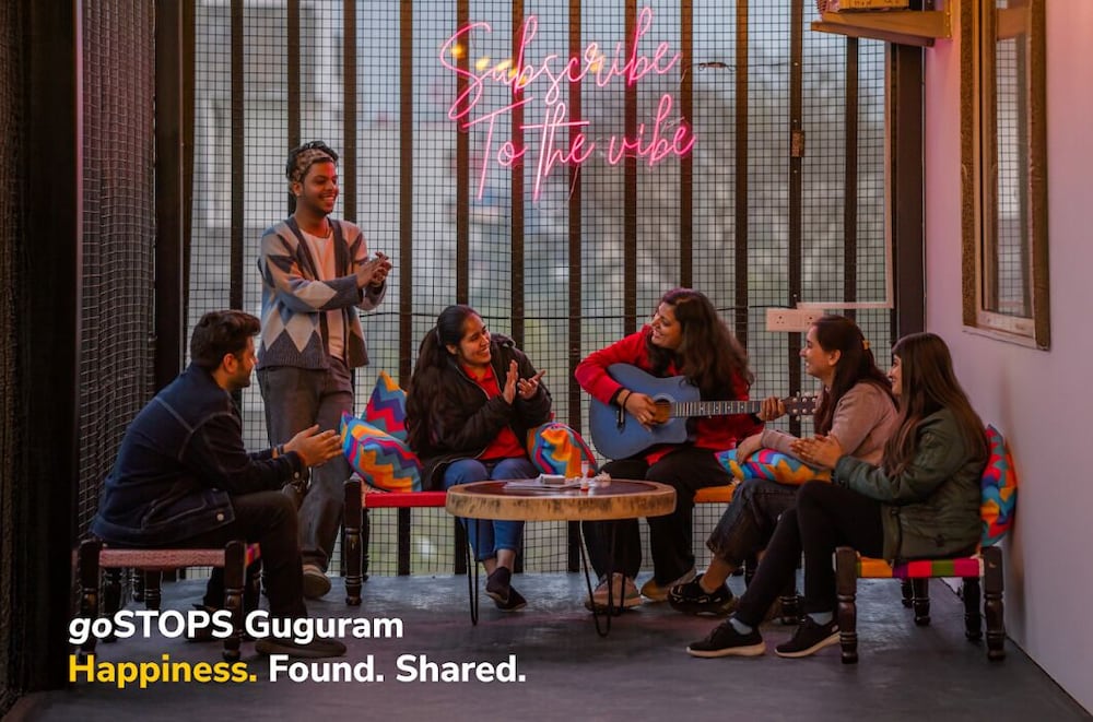 goSTOPS Gurugram Baani Square PLUS Private Rooms & Dorms