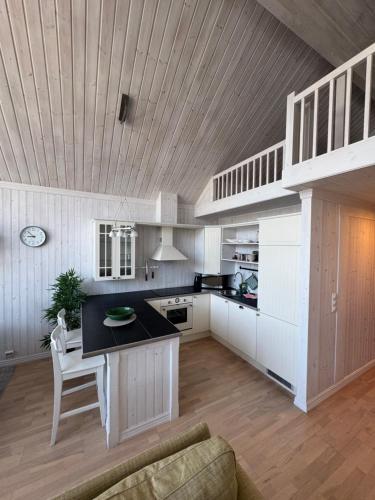 Lilleeideholmen Sjohusutleie — Gravdal — photo 4