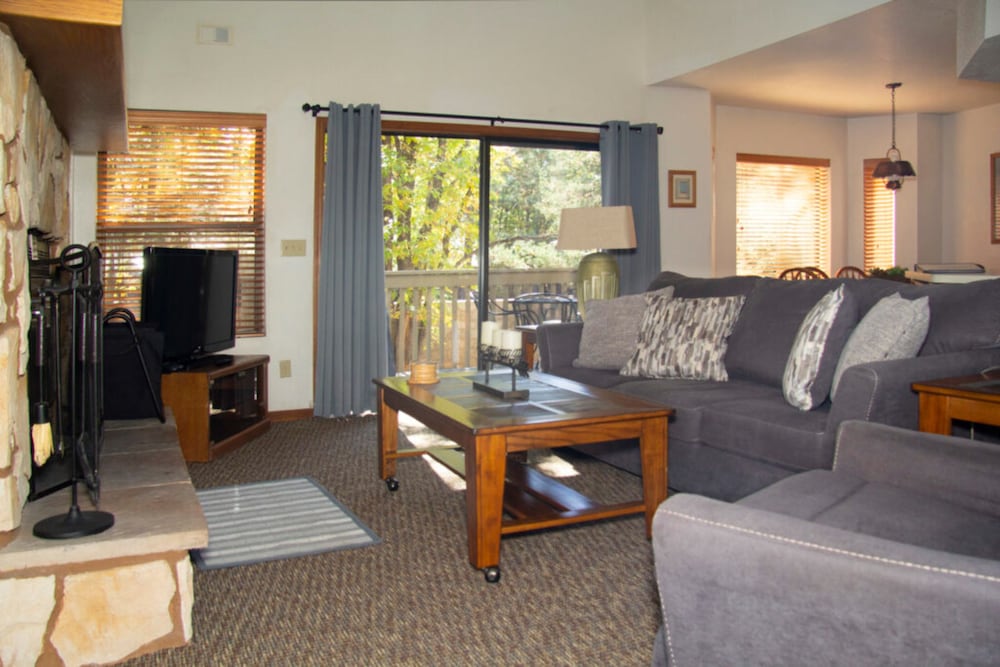Quality Hill Resort - photo 31