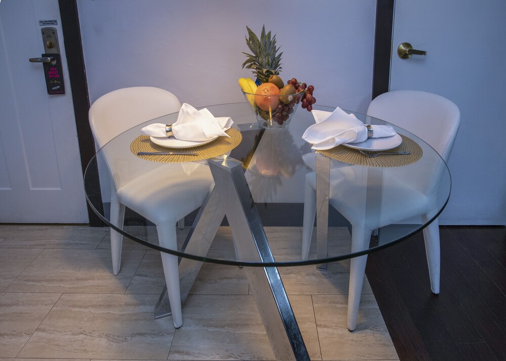 Lincoln Arms Suites - photo 19