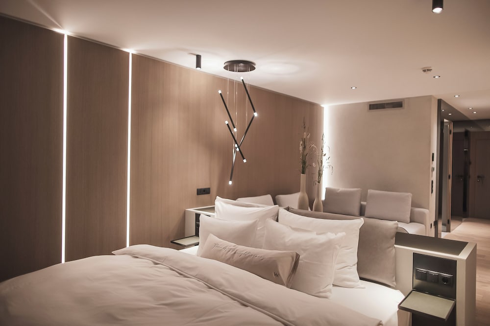 Hotel Lanerhof — San Lorenzo Di Sebato — photo 5