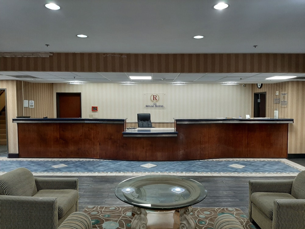 The Regal Hotel - photo 3