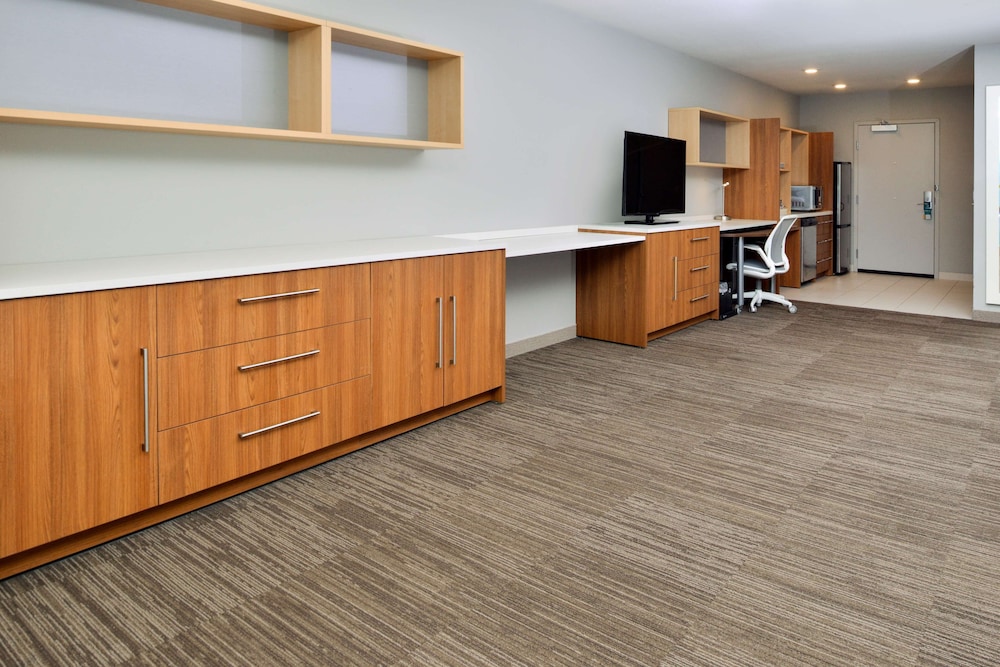 Home2 Suites by Hilton Portland Hillsboro - photo 27