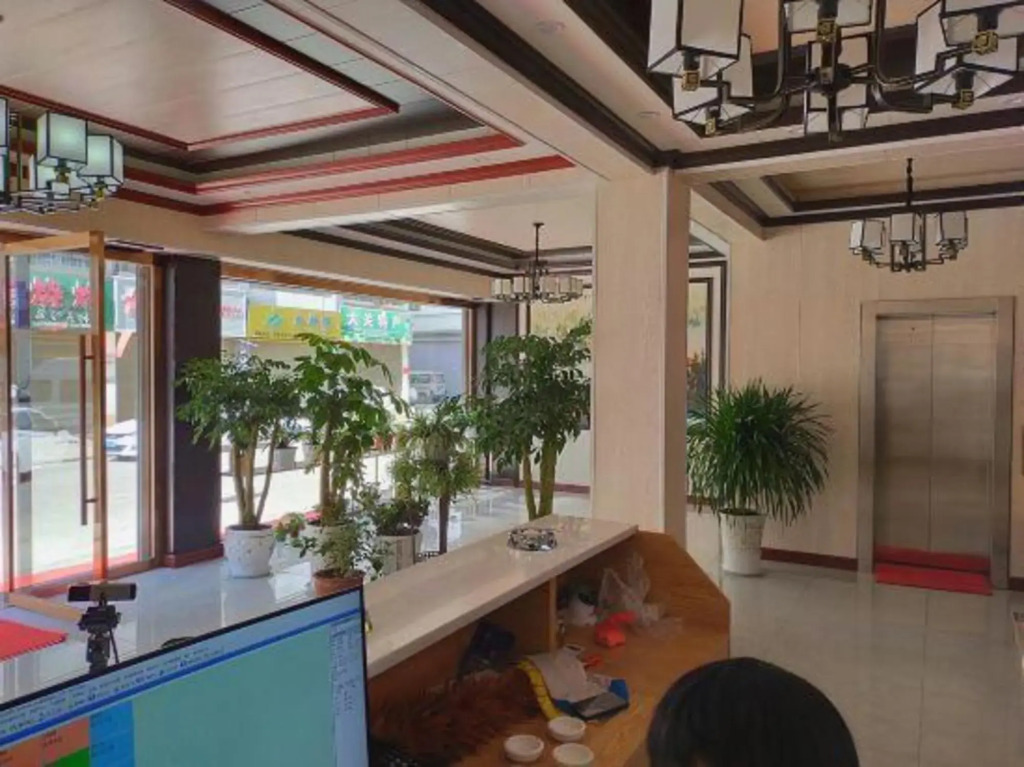 Zhaotong Jungui Hotel in Zhaotong, People's Republic of China