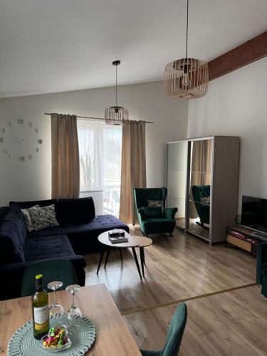 Dawna Mleczarnia Apartamenty Miodowy 17758293 — Nowa Ruda