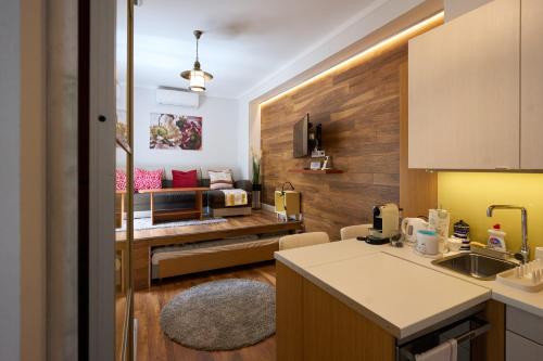 Giselle Apartment with Private Parking — 4-Star Luxury Hotel in Budapest, Hungary
