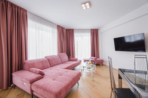 Pink Sahara near City Center — 4-Star Luxury Hotel in Oradea, Romania