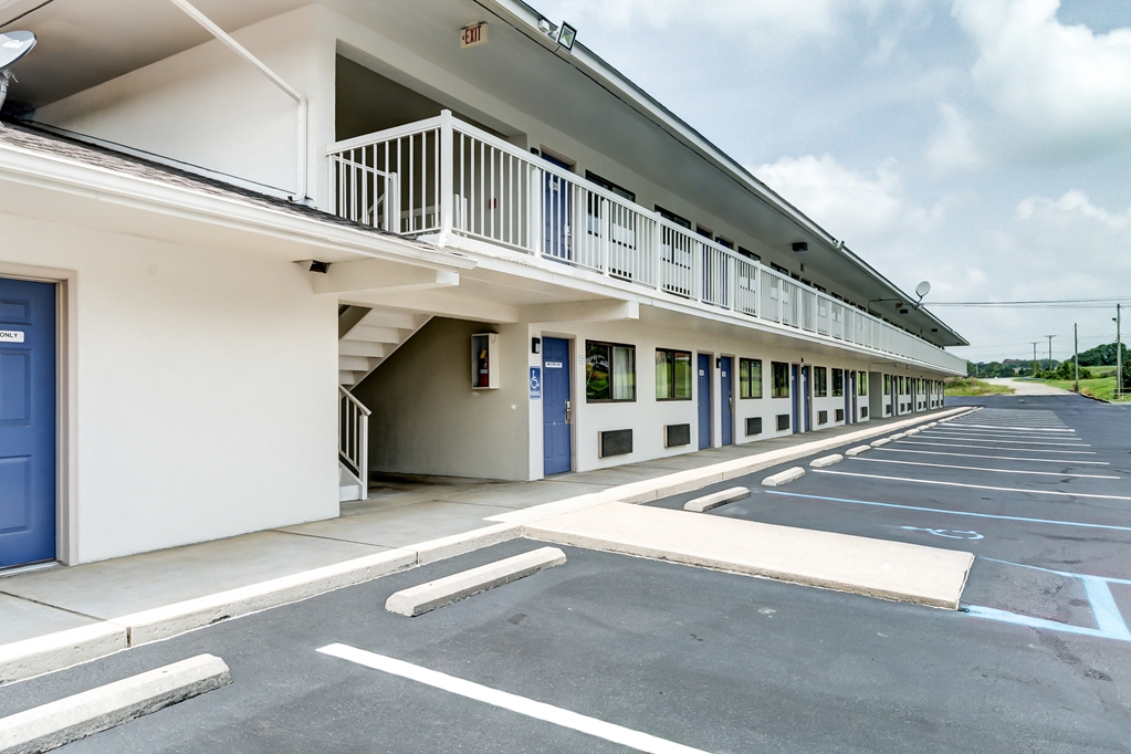 Motel 6 Berea KY - photo 7