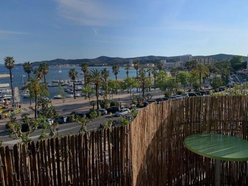 T3 Vue Mer in Le Lavandou, France