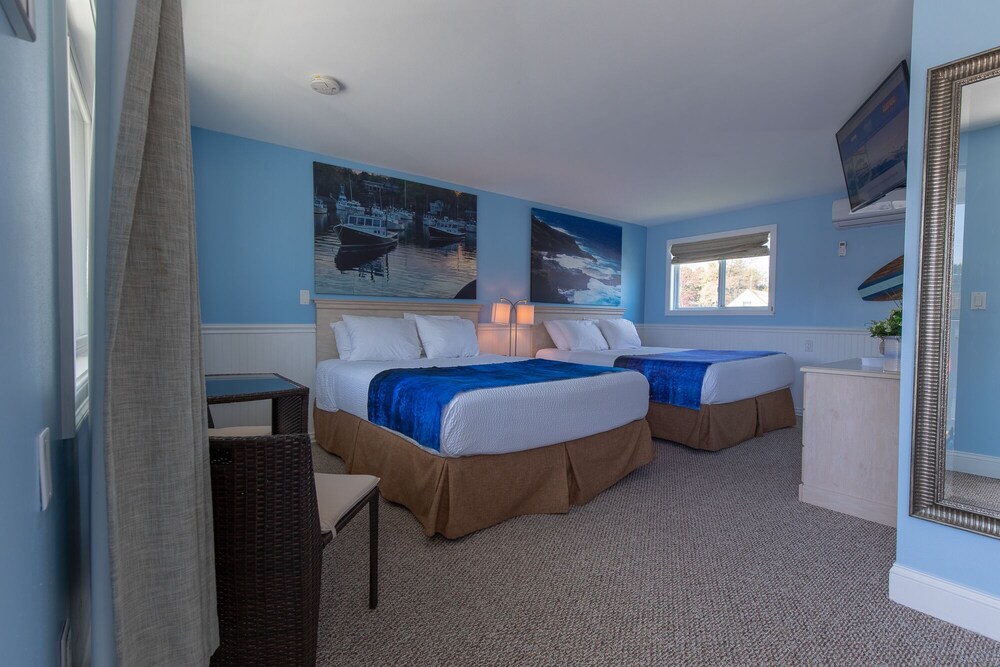 Footbridge Beach Motel - photo 38