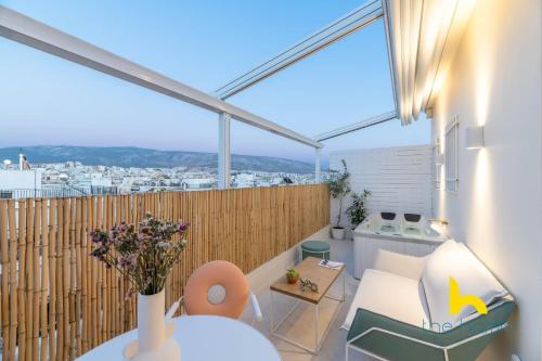 Athens Love Nest: City & Sea Views Patio & Hottub — 4-Star Luxury Hotel in Athens, Greece
