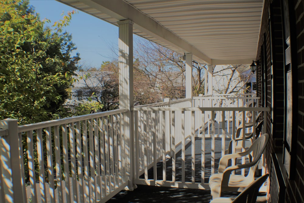 Inn at Cemetery Hill - photo 46