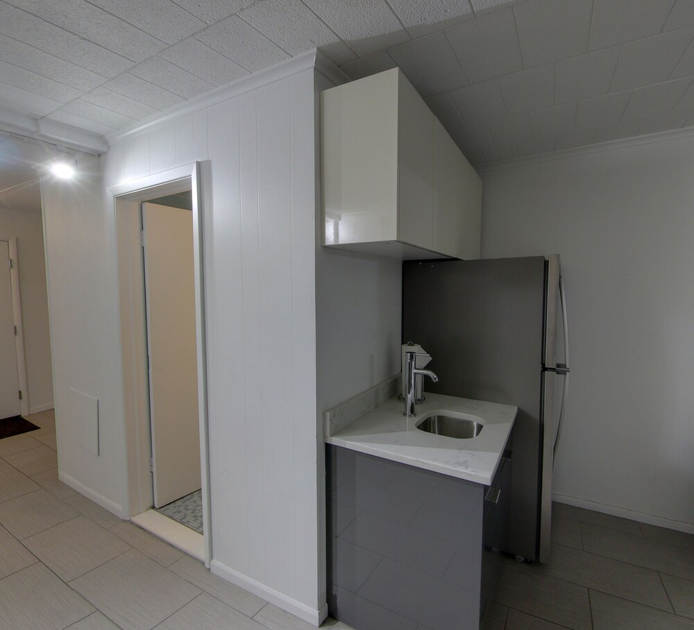 Hotel Royal Oak - photo 32