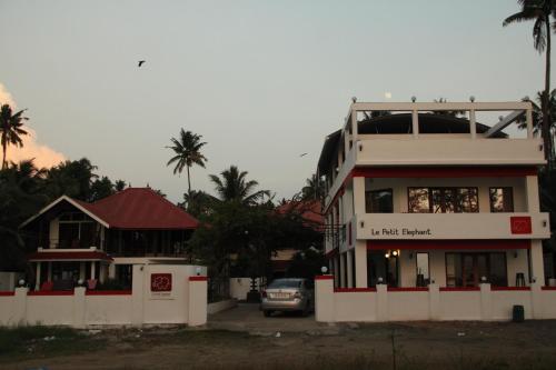 Le Petit Elephant Resort