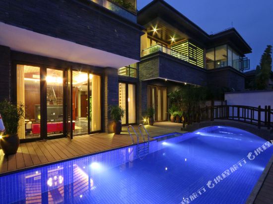 Hemingzhou Hot Spring Resort Fogan in Shijiao, People's Republic of China