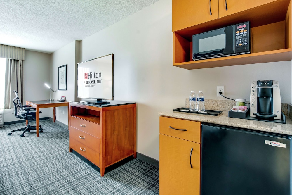 Hilton Garden Inn Louisville Airport - photo 26