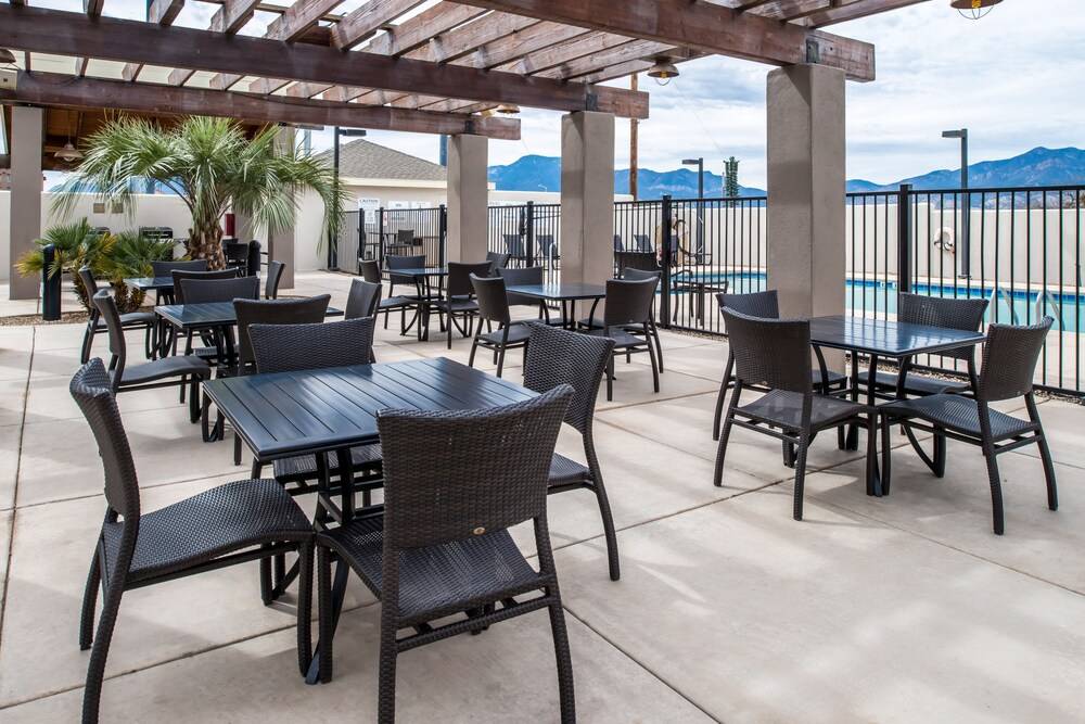 Holiday Inn Express Sierra Vista by IHG - photo 15