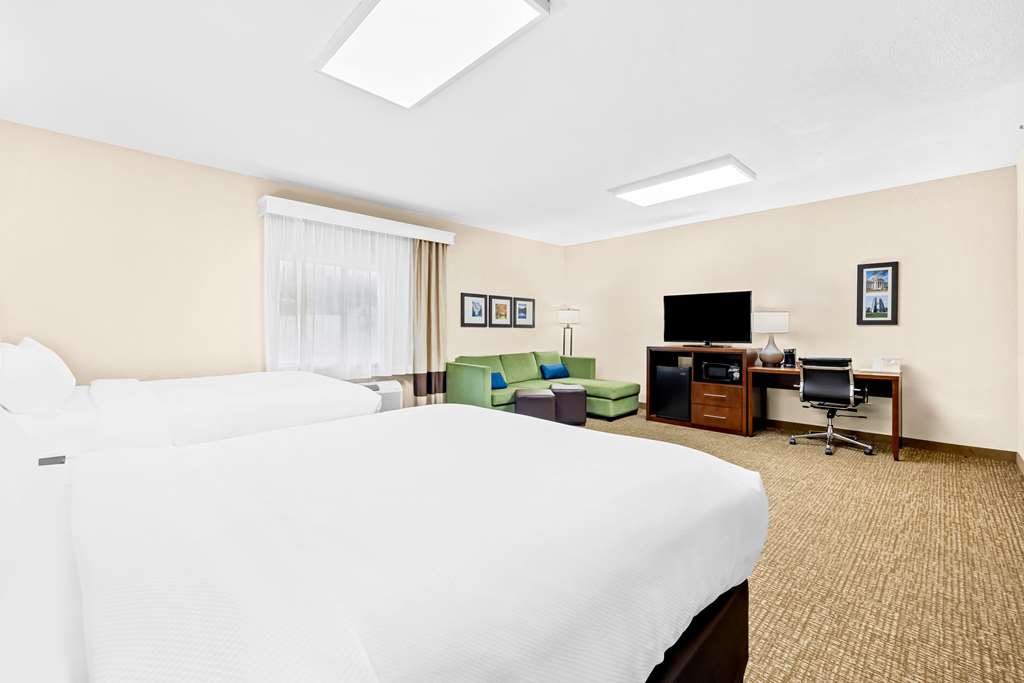 Comfort Inn & Suites Pueblo - photo 55