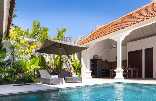 Villa Tahi Stylish luxury tranquil location walk to beach — 4-Star Luxury Hotel in Legian, Indonesia