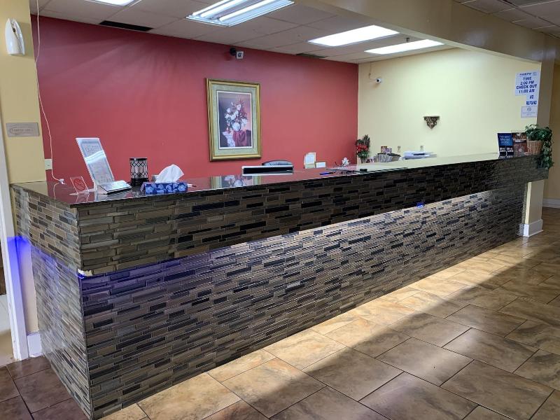 Americas Best Value Inn Forest - photo 5