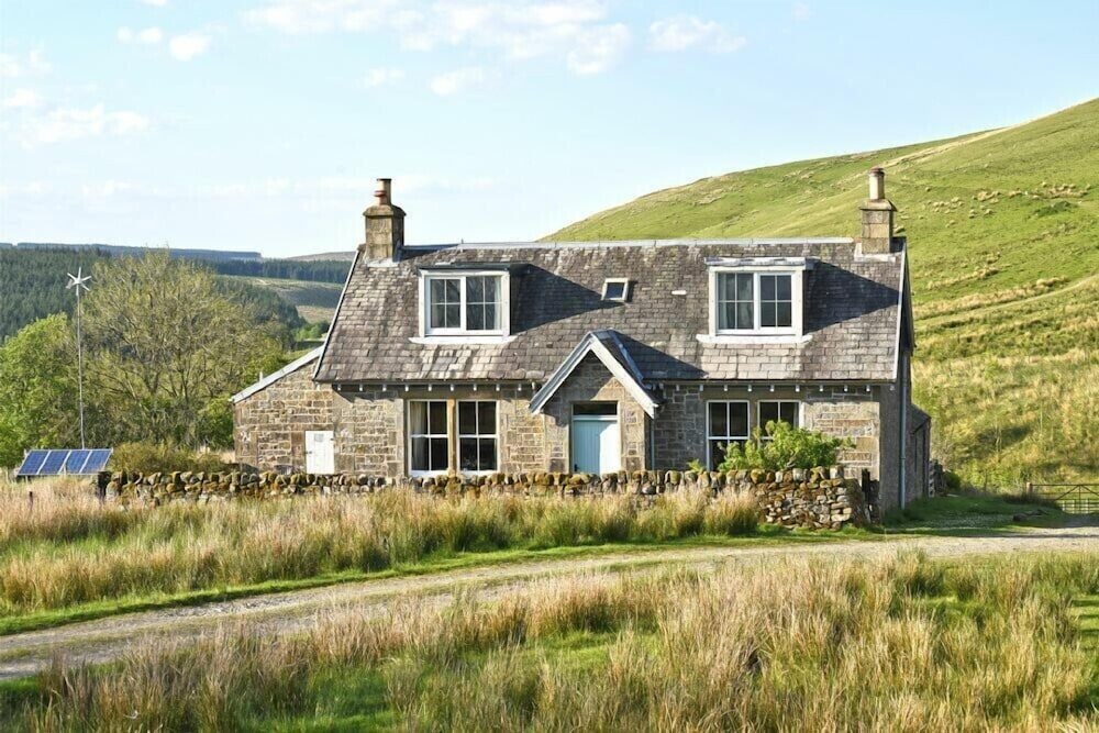 Roughley Cottage — 4-Star Luxury Hotel in Hawick, United Kingdom