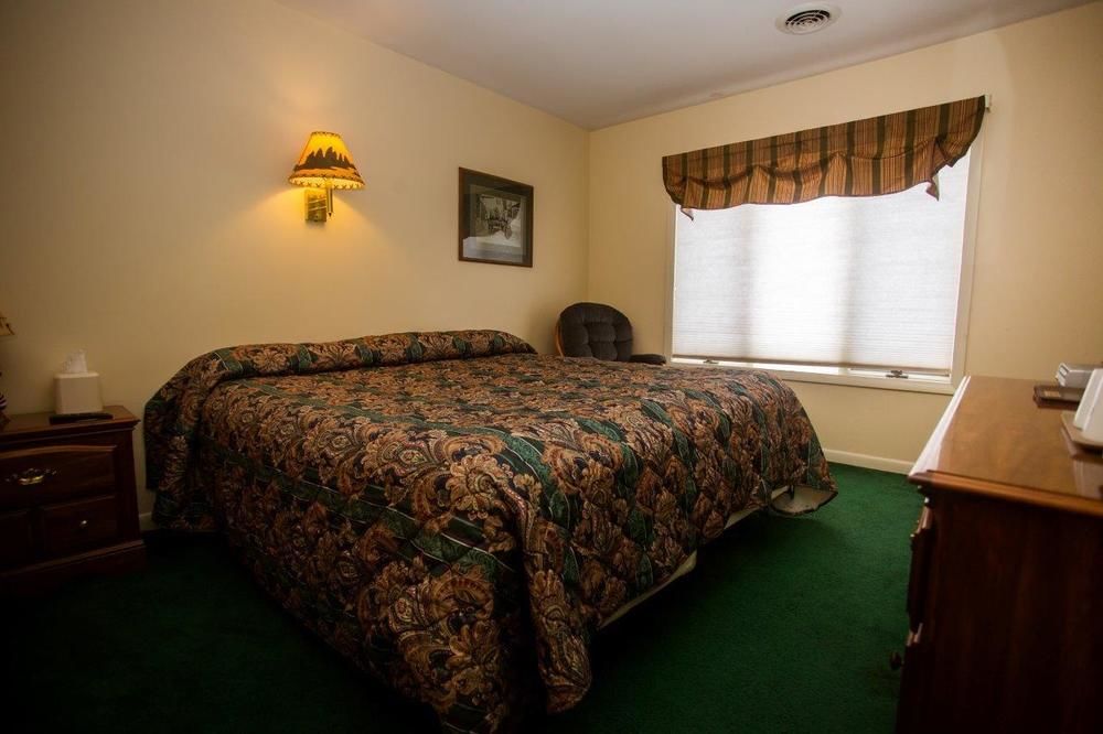 The Big Moose Inn - photo 22