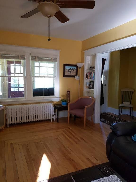 Small Town Bound B&B — Montague — photo 2