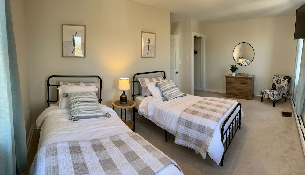 Valcour Inn & Boathouse - photo 36