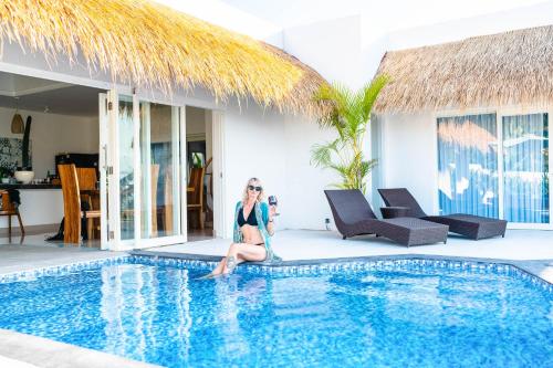 Zoe Luxury Oceanview Villa — 4-Star Luxury Hotel in Pecatu, Indonesia