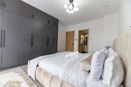 Smart elegant three bedroom apartment with swimming pool fully equipped gym children playground and great breathtaking views