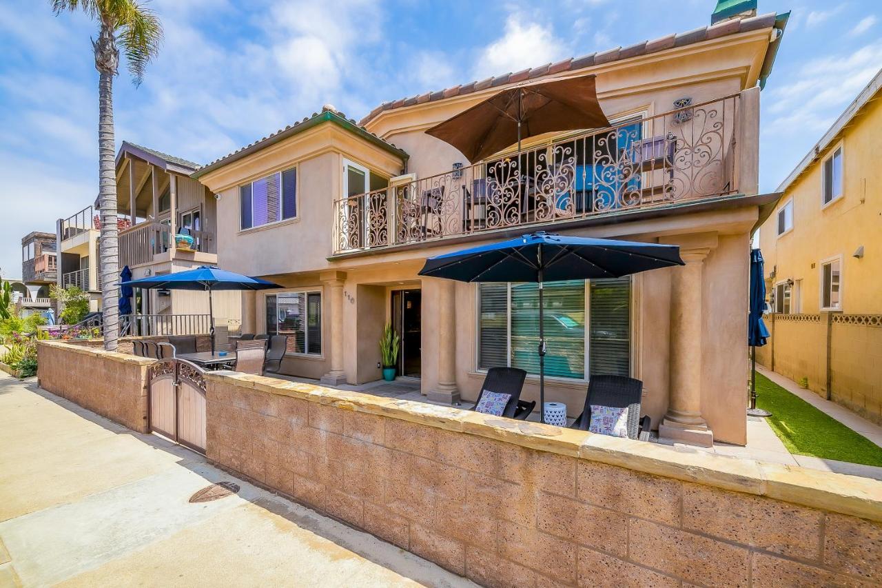 Palm Tree Getaway in Newport Beach, United States