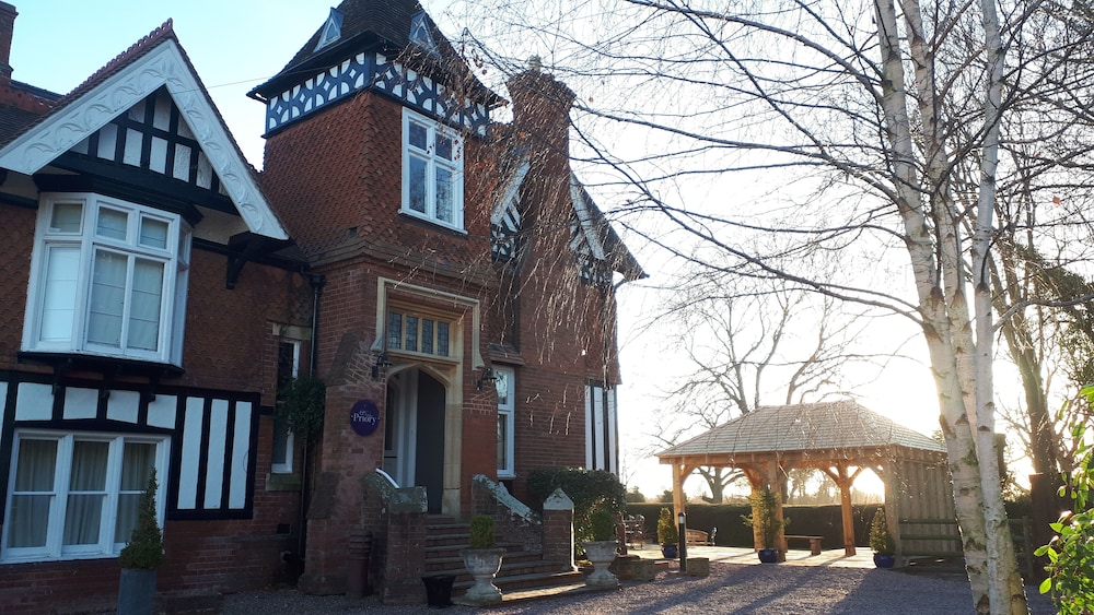 The Priory — 4-Star Luxury Hotel in Hereford, United Kingdom