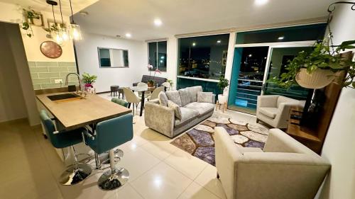Modern large and equipped — 4-Star Luxury Hotel in San Jose, Costa Rica