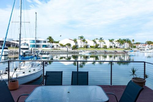 Cosy Waterside Retreat in Port Lincoln, Australia