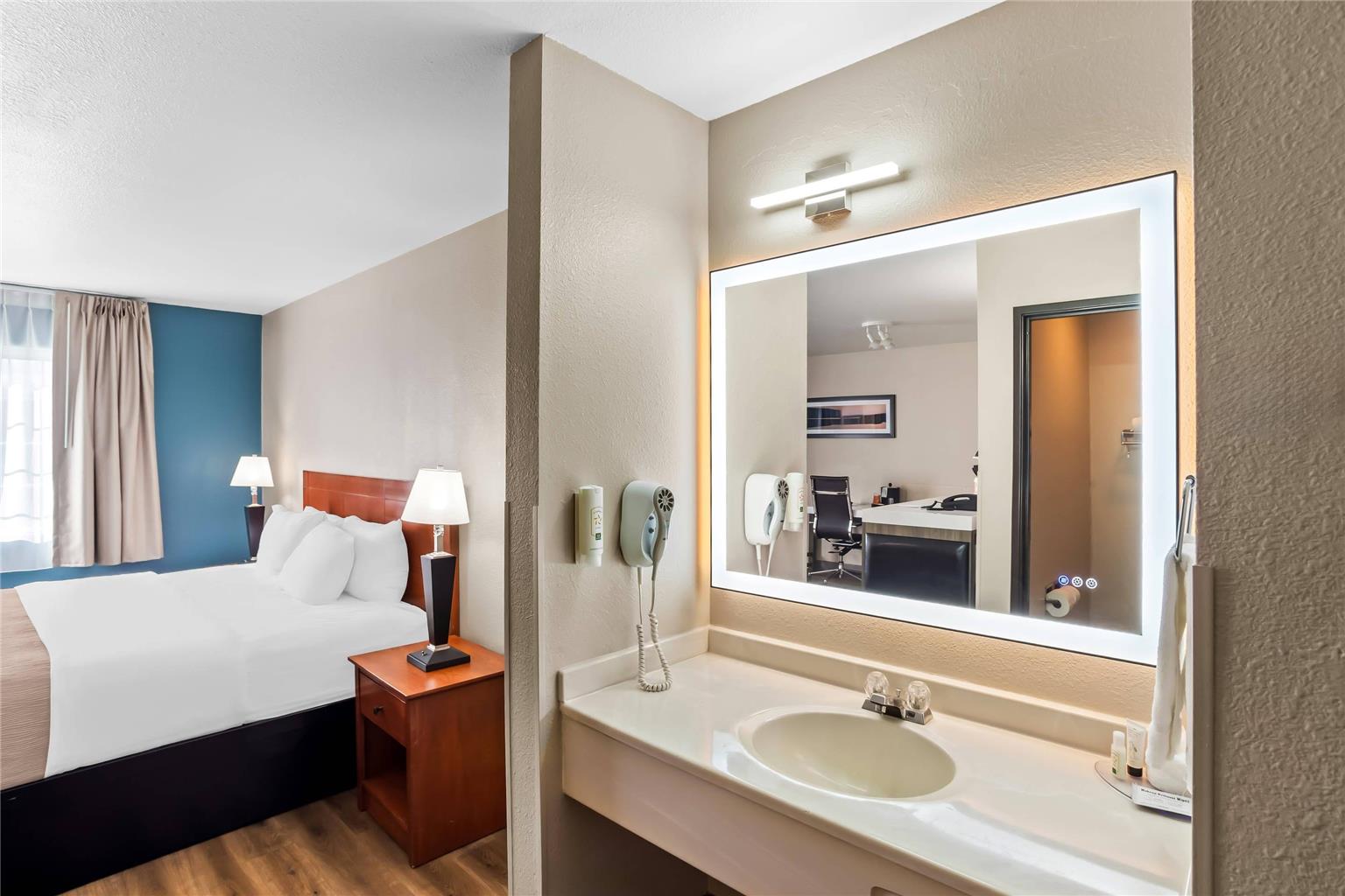 Quality Inn Port Orchard - photo 60