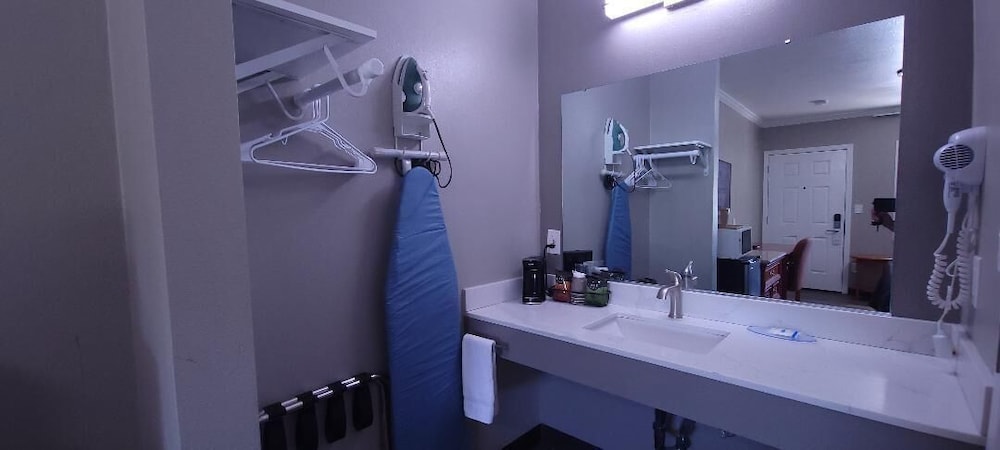 Sycamore Inn - photo 41