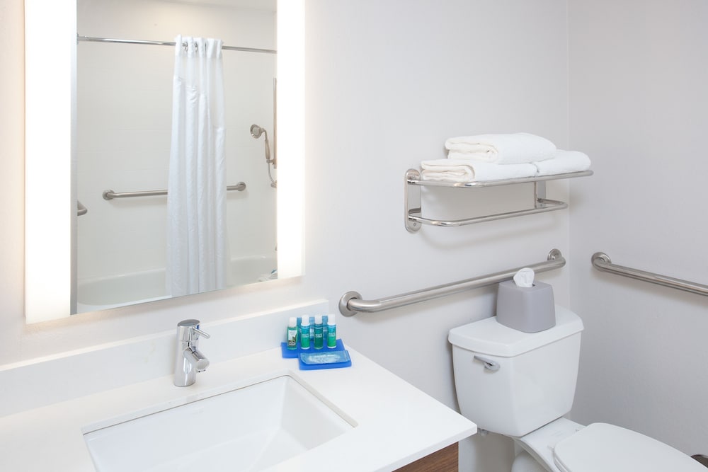 Holiday Inn Express Haskell Wayne Area by IHG - photo 20