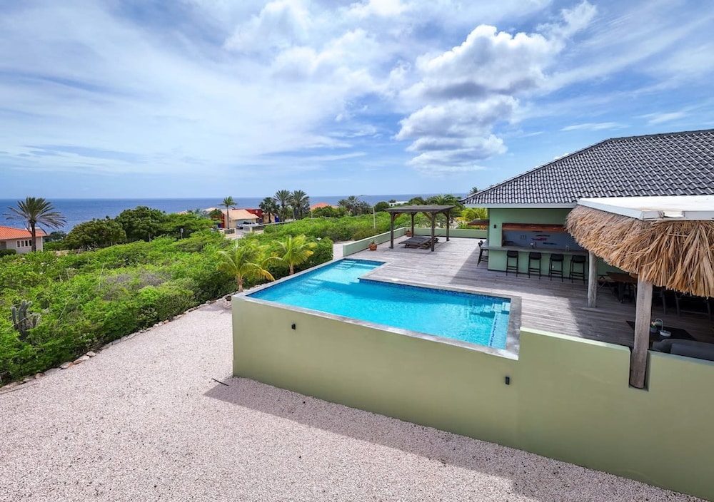 Gosa Di Bida I Private Pool in Unknown City, CURAÇAO