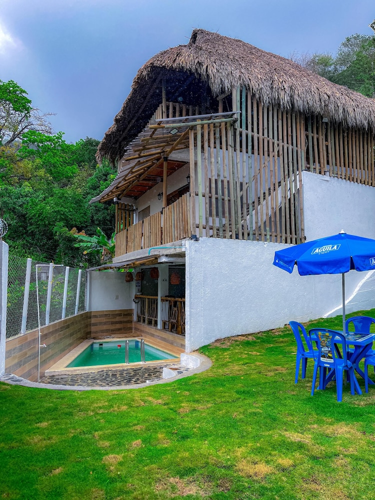 Cabaña Mirador del Bosque Tayrona in Santa Marta, Colombia