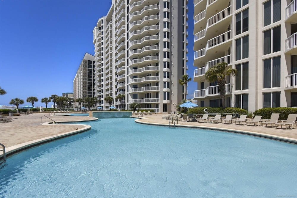 Silver Beach Towers 1905E is a Gulf Front 3 BR Penthouse Free Beach Service by RedAwning - photo 39