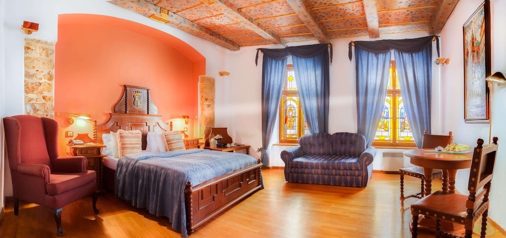 The King Charles - carbon neutral hotel in Prague