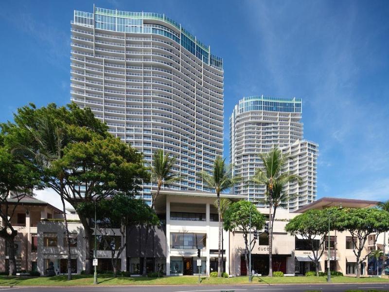The Ritz Carlton Residences Waikiki Beach - photo 7