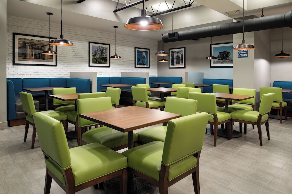 Four Points by Sheraton Omaha Midtown - photo 23